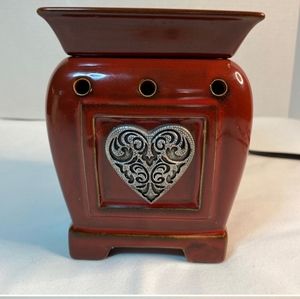 Scentsy Warmer Heartfelt - Retired New In Box Valentines Day